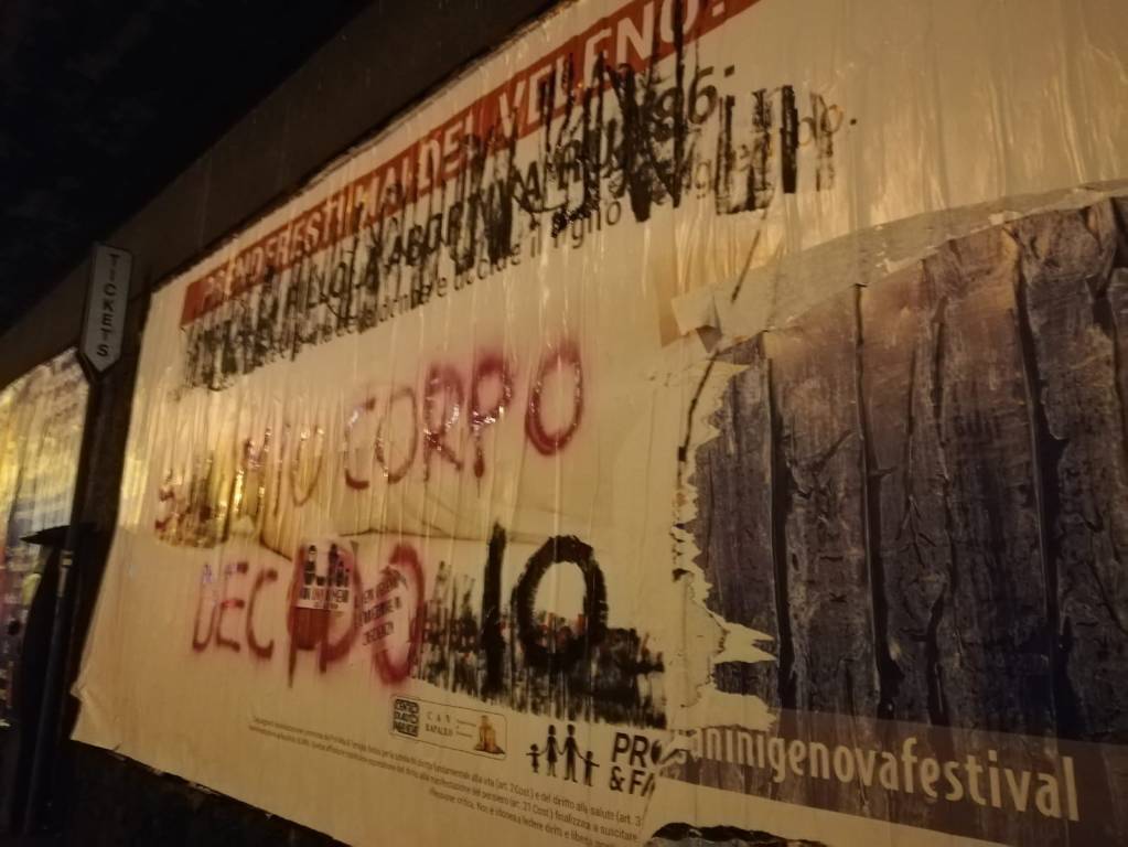 manifesti anti aborto non una di meno pro vita