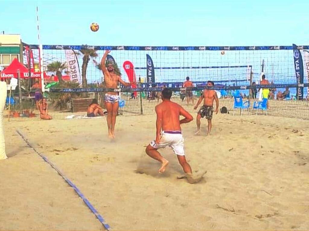 https://www.ivg.it/photogallery_new/images/2022/05/riviera-beach-volley-744991.large.jpg