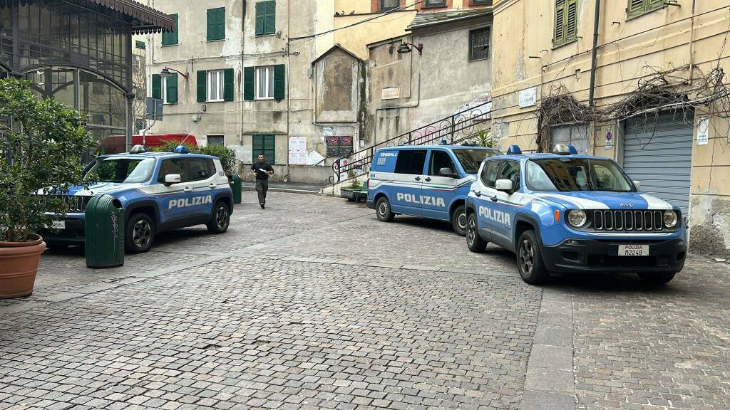 polizia controlli carmine