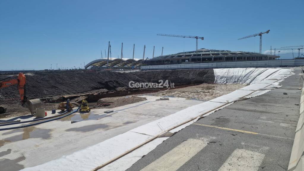 ralitto nave foce piazzale kennedy