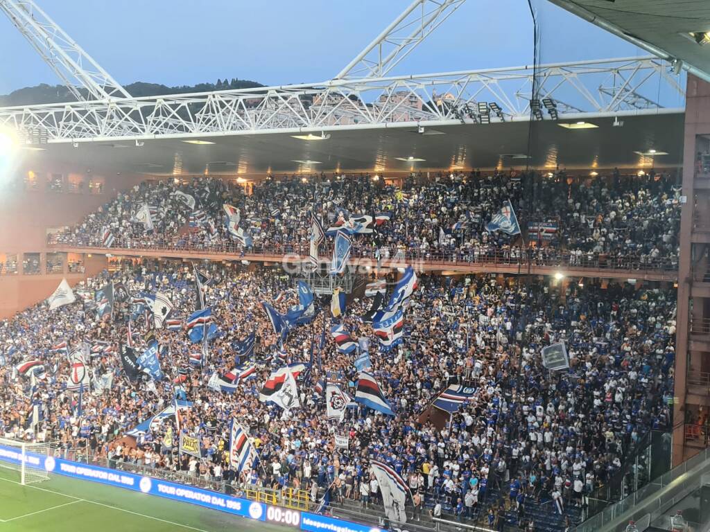 gradinata sud sampdoria - reggiana