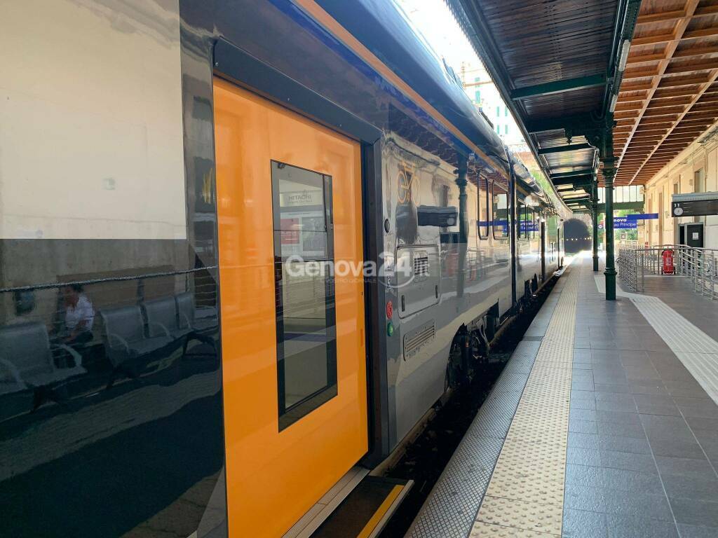 https://www.ivg.it/photogallery_new/images/2024/08/treno-rock-877063.large.jpg