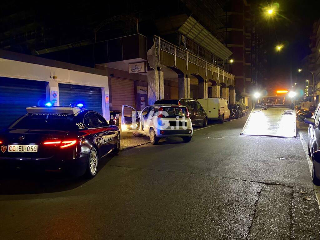 Albenga, inseguimento dei carabinieri in centro