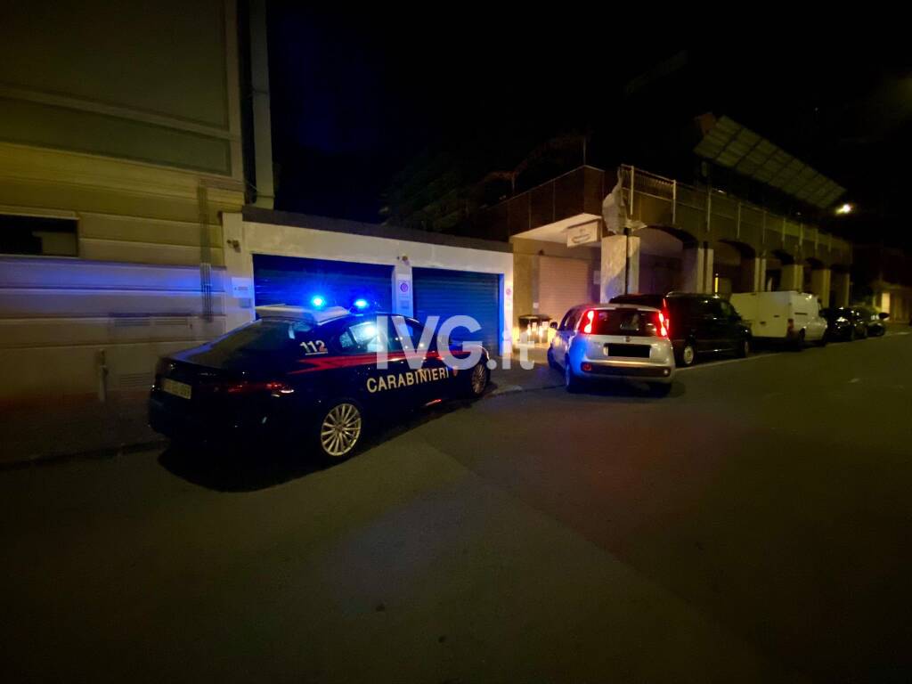 Albenga, inseguimento dei carabinieri in centro