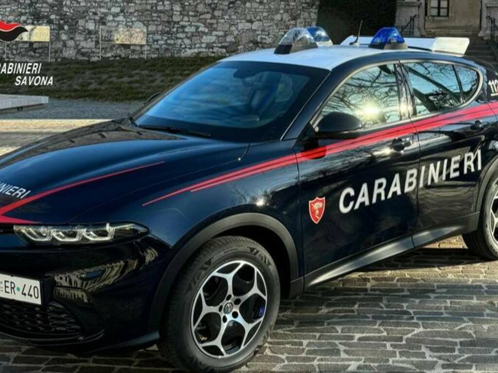 https://www.ivg.it/photogallery_new/images/2024/09/carabinieri-giorno-macchina-generica-883446.large.jpg