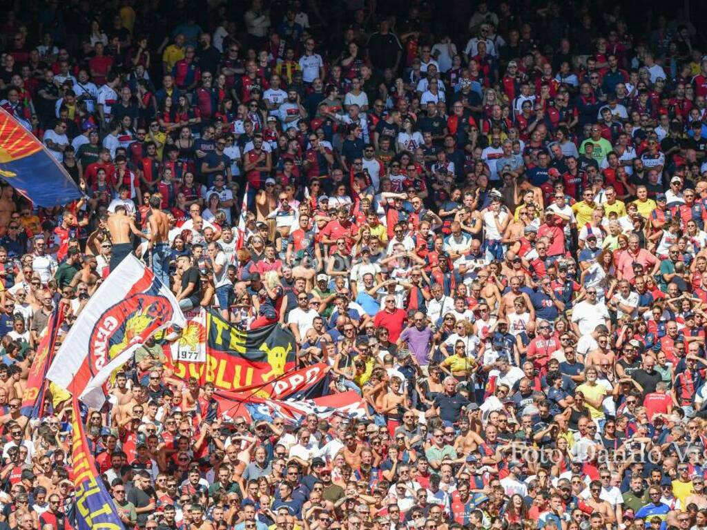 https://www.ivg.it/photogallery_new/images/2024/09/genoa-vs-roma-882865.large.jpg