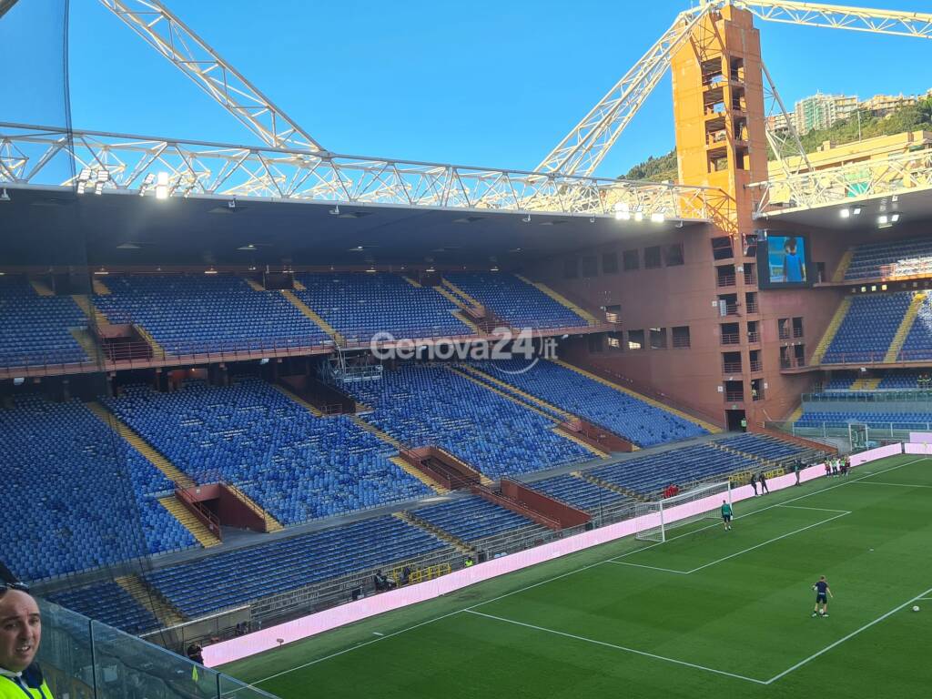 gradinata nord vuota, genoa-juventus