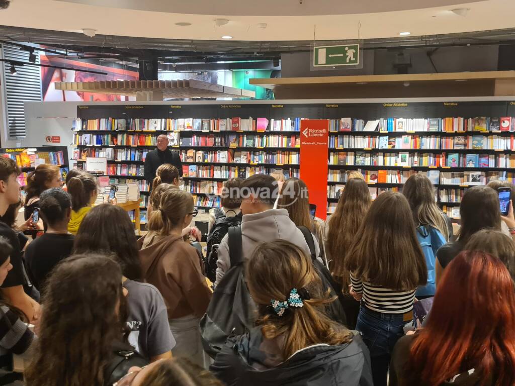 erin doom alla feltrinelli