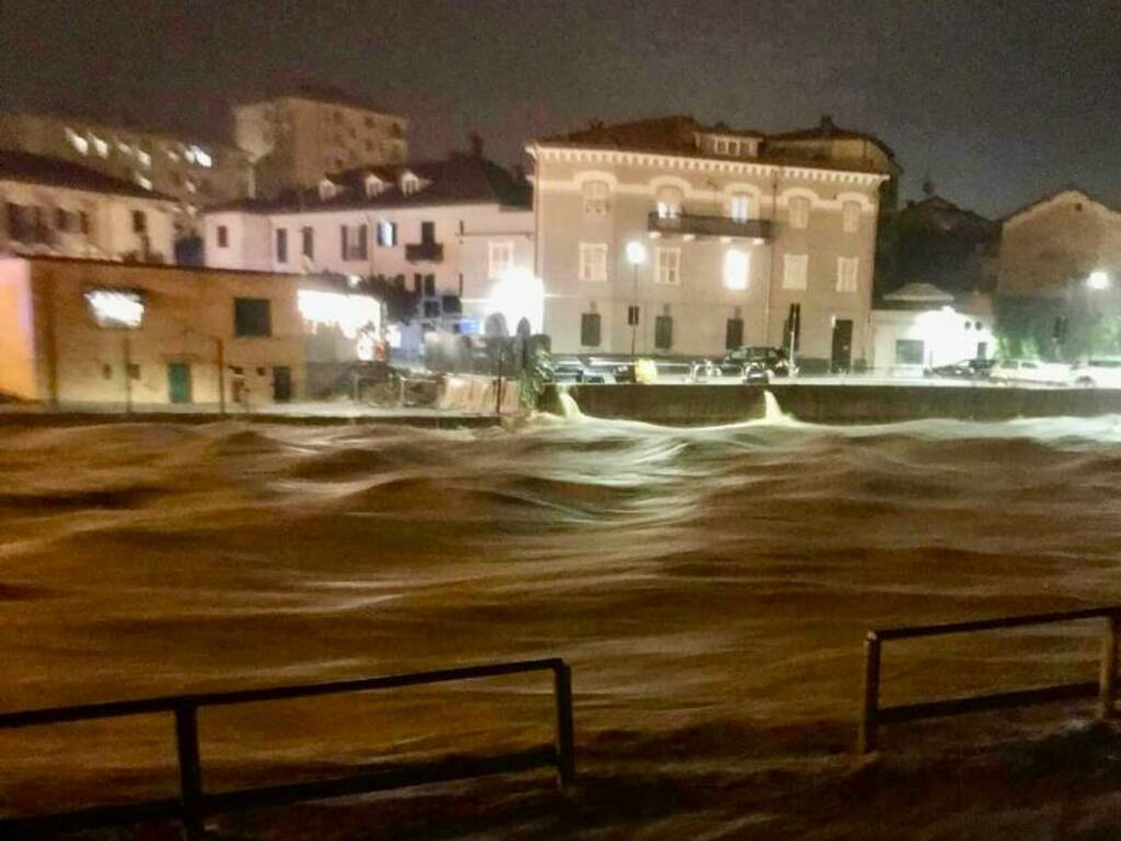 Maltempo, Bormida a livelli di guardia, esondato il torrente Quiliano