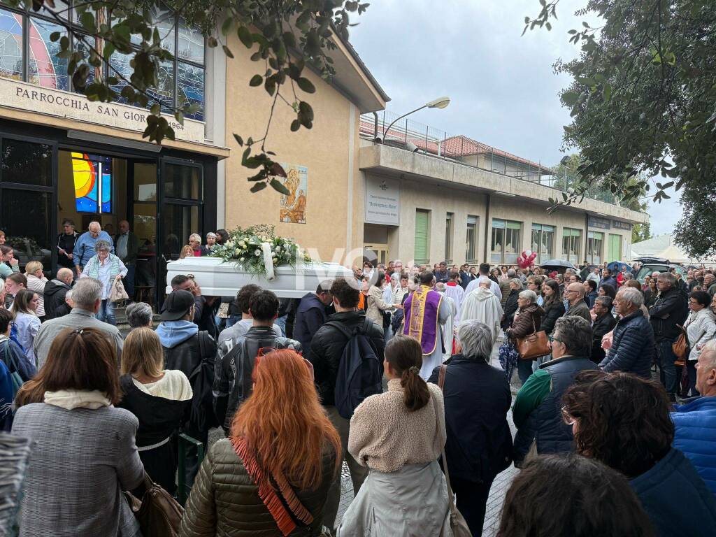 Nella parrocchia di San Giorgio Martire il funerale di Rachele Franchelli