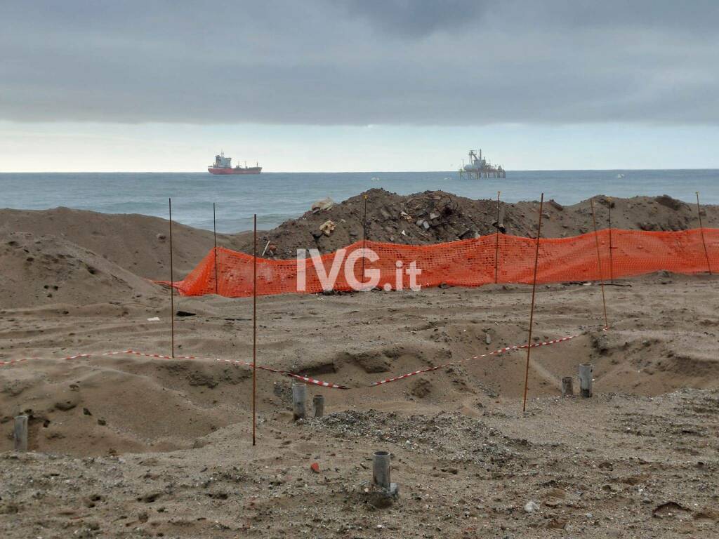 Savona cantiere mareggiata via Nizza