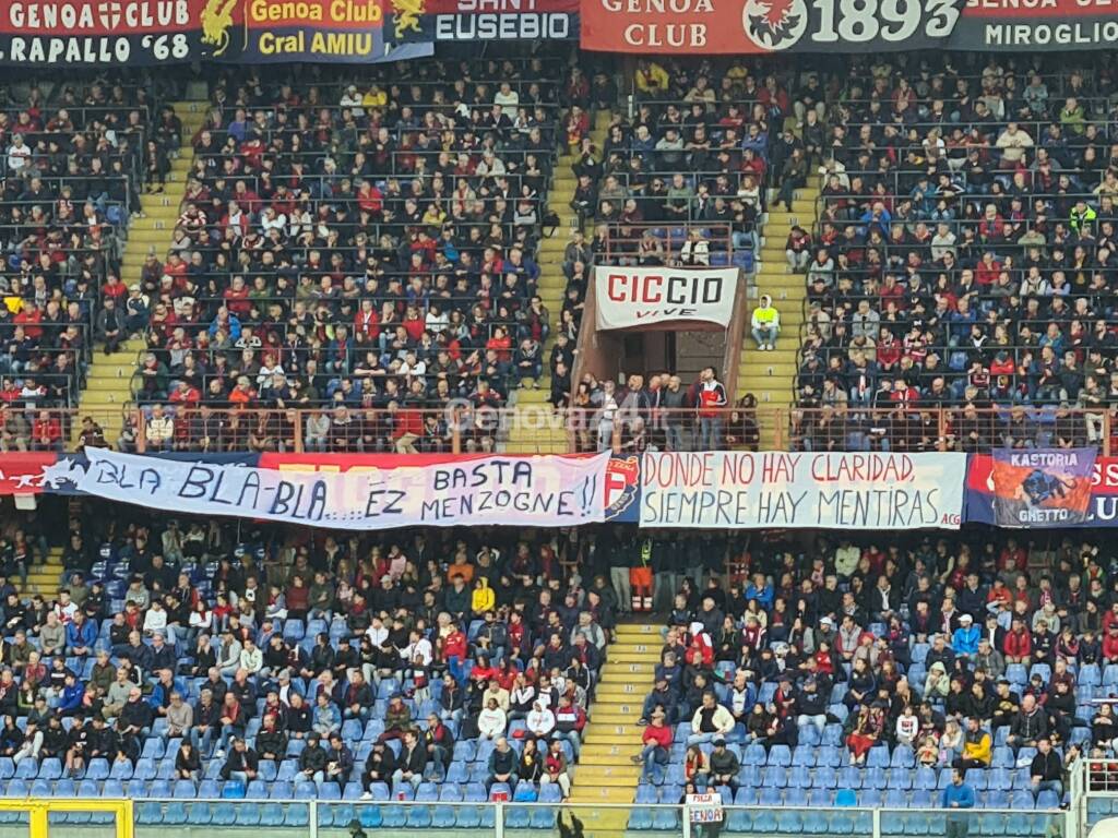 striscioni blazquez genoa