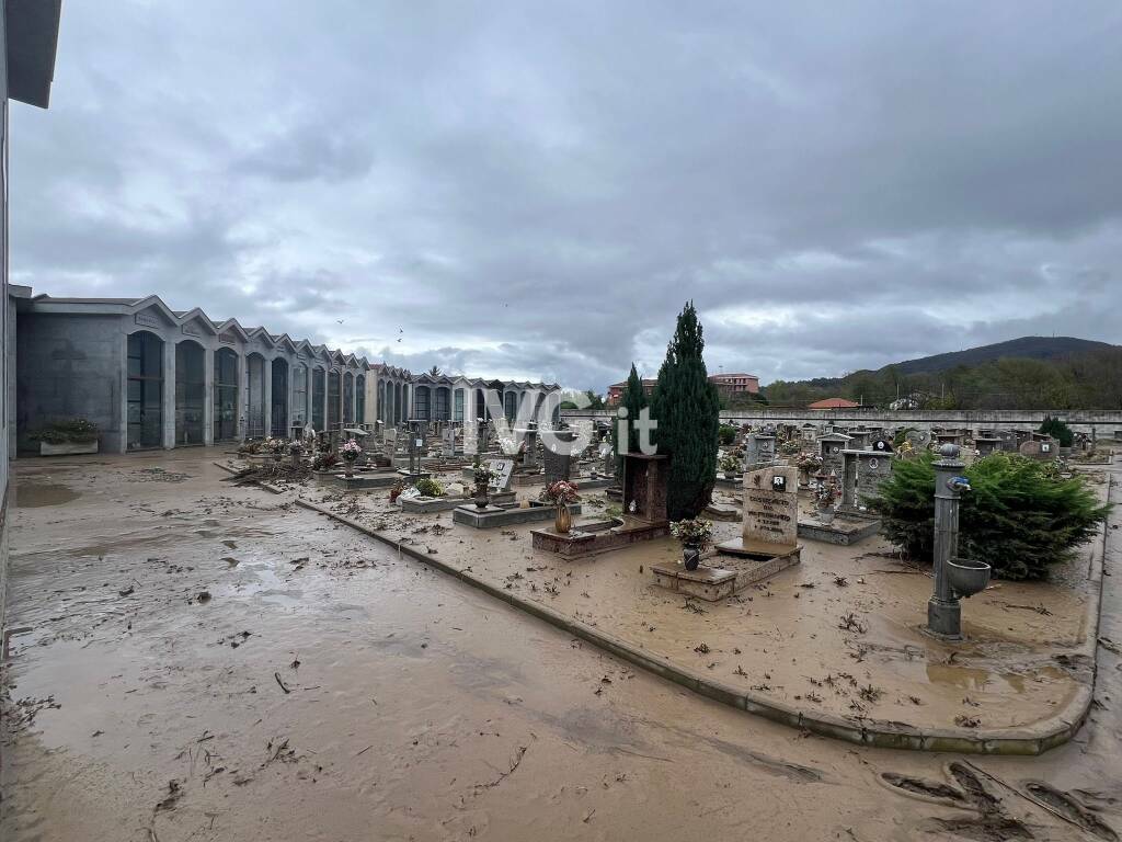 Alluvione, a Cairo si chiude il cimitero. Comuni pronti a chiedere lo stato di calamità naturale