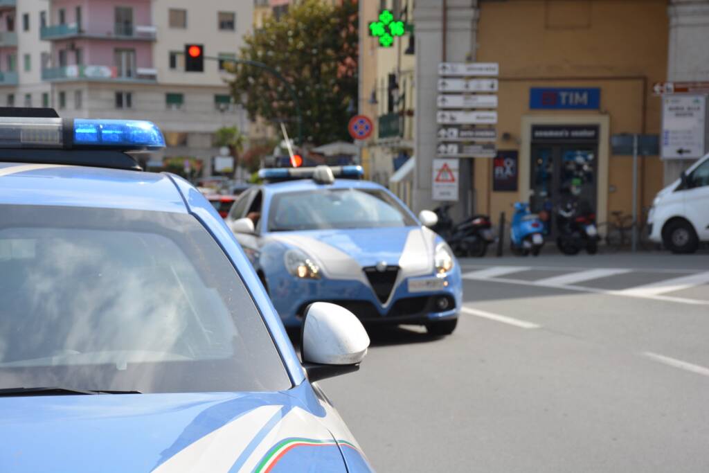 polizia di stato volanti giorno 