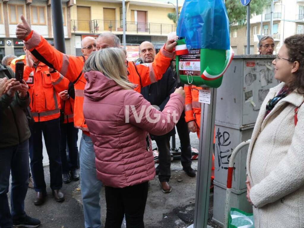 https://www.ivg.it/photogallery_new/images/2024/11/savona-in-corso-tardy-e-benech-defribillatore-in-memoria-dei-coniugi-varaldo-894618.large.jpg